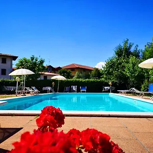 https://hotel-tenesi.it-lombardy.com