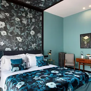 Velona's Jungle Luxury Firenze